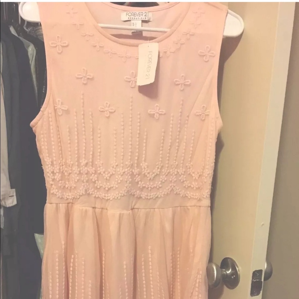 Forever 21 sleevless dress Large
